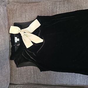Velvet bow sleeveless top